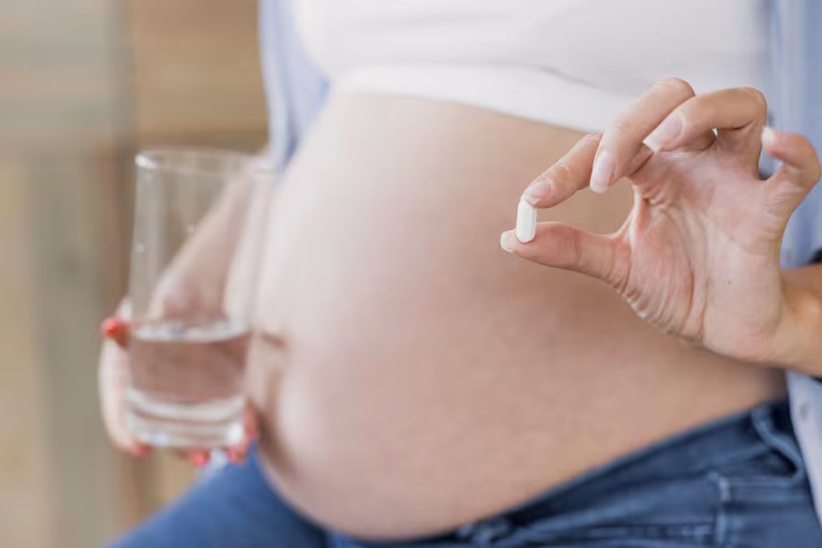 El nuevo estudio se enfocó en examinar la posible relación entre el uso prenatal del paracetamol y el desarrollo posterior de trastornos del neurodesarrollo en niños, lo que incluye el trastorno del espectro autista y el trastorno por déficit de atención e hiperactividad (Fuente La Nacion) (Imagen: Freepik)