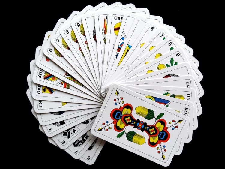 Tarot: significado de la baraja española y sus 40 cartas