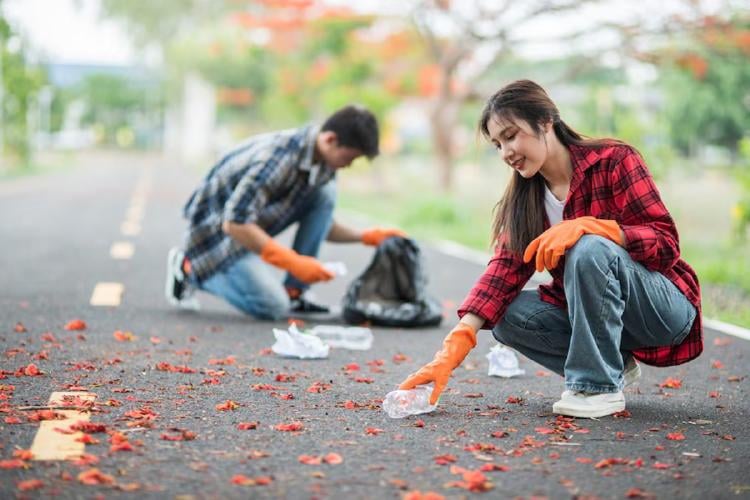 spogomi El spogomi transforma la recolección de basura en una competencia deportiva que gana popularidad en Japón y el mundo (IMAGEN INFOBAE)