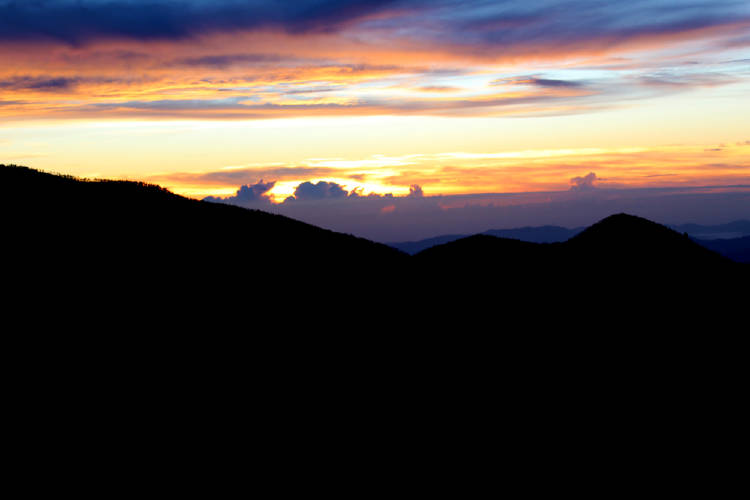 Atardecer en el camino de Pico Duarte, República Dominicana