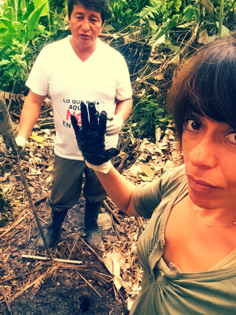 Petr Leo Chevron Dej Ecuador Con La Selva Destrozada Bioguia   En Lago Agrio Ecuador 