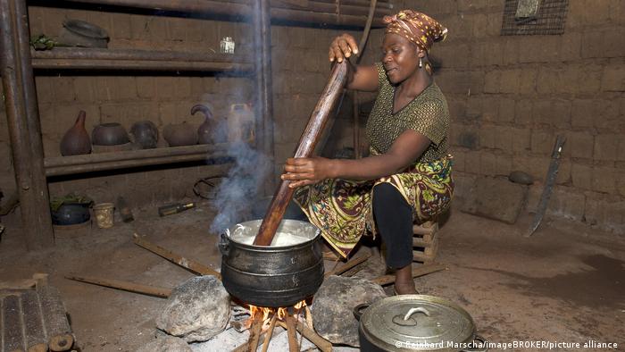 63654789_303 63654789_303