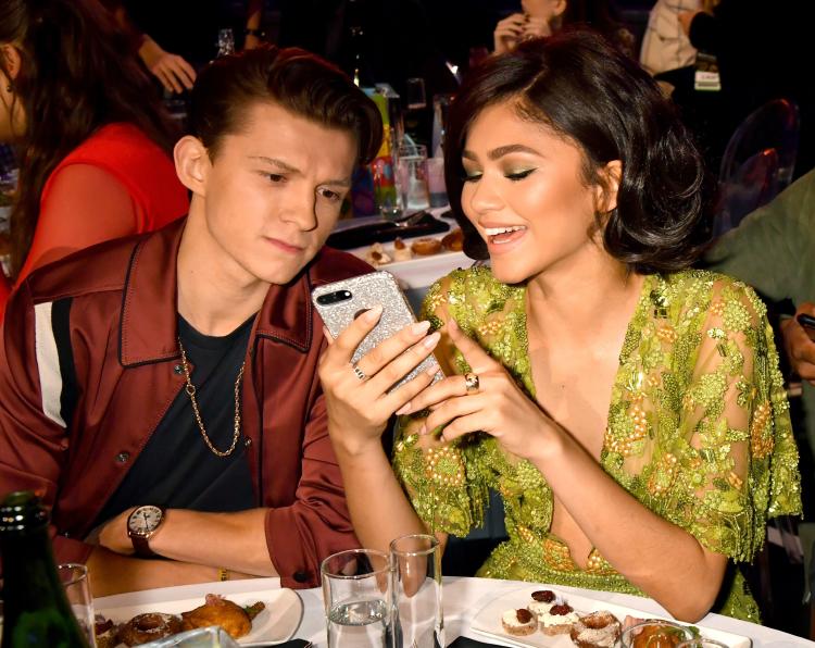 zendaya tom holland 647ee82d3f633