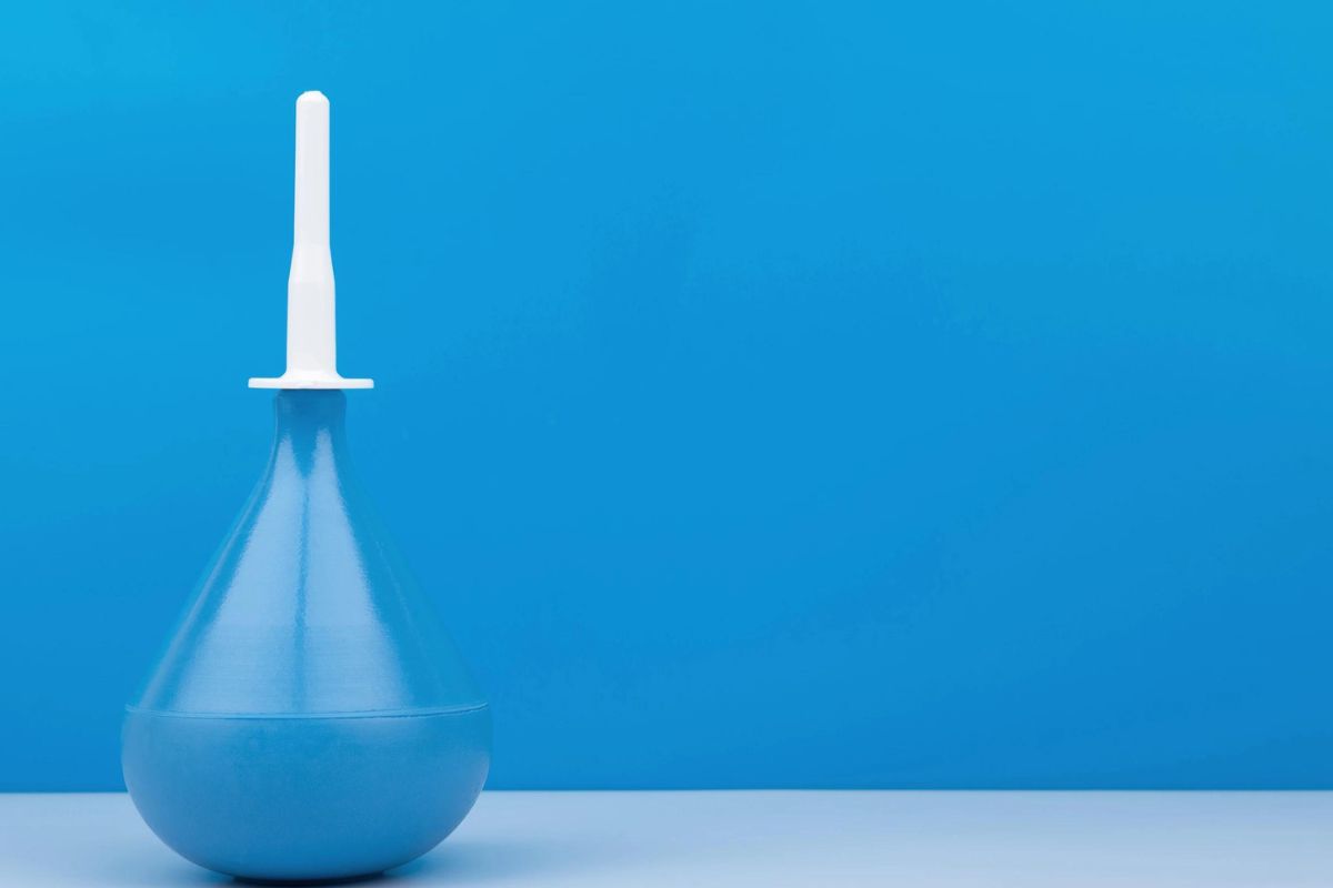 Un tubo de alimentación enteral, similar a los utilizados en el primer ensayo clínico en humanos para la ventilación enteral. (biggo.com)