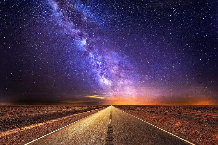 Carretera hacia la vía lactea