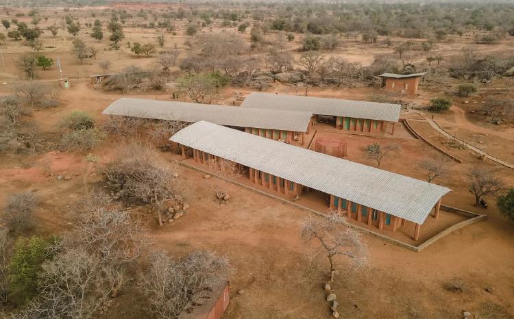 Aldea africana 1 Ecología