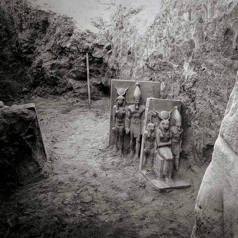 egipto ¡Gran hallazgo! Arqueólogos descubren 54 ataúdes en una antigua tumba egipcia