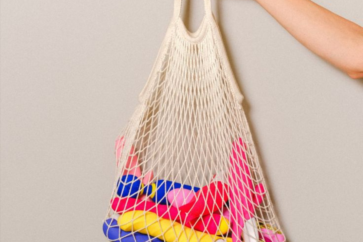 Cada vez más marcas apuestan por juguetes sexuales sostenibles: materiales reciclados, baterías recargables y lubricantes veganos marcan el camino hacia un placer más consciente con el planeta. (Pinterest)