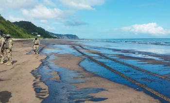 playa ecuador petróleo