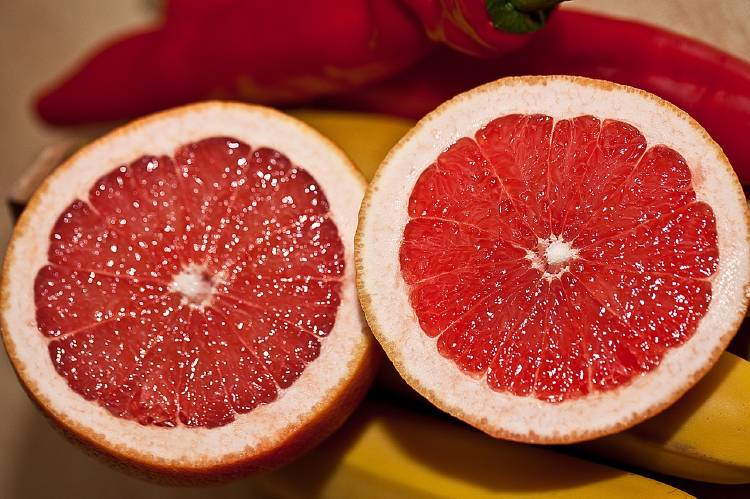 Toronja Toronja: un alimento con menos de 50 calorías