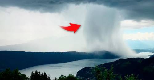 El clima se volvió loco: el video viral de un tsunami que cayó del cielo