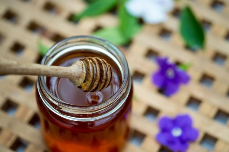 miel Remedio natural para eliminar la tos, las flemas y la gripe por completo
