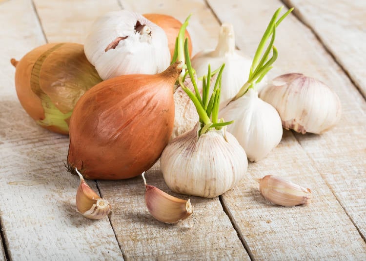 Diferenciar un tubérculo, un bulbo y una raíz tuberosa