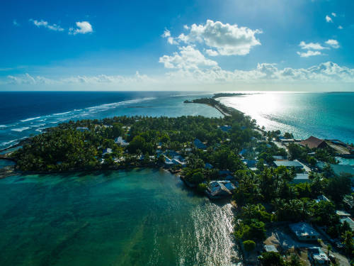 Dos metros, la delgada línea que separa a Kiribati del mar