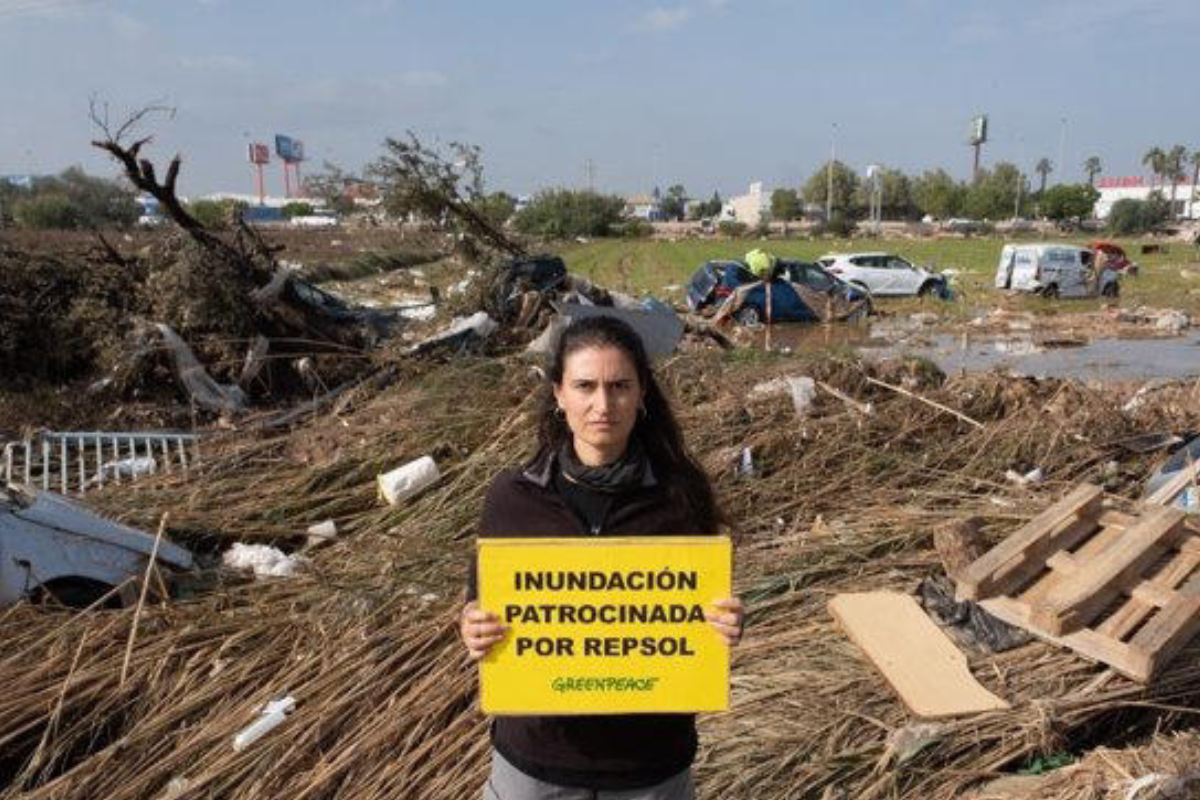 campaña greenpeace Greenpeace exige que la industria fósil, principal causante del cambio climático, pague los costes económicos de la dana. (Fuente: Greenpeace)