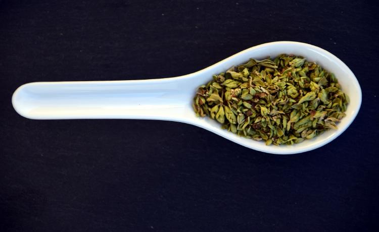 oregano Orégano: Propiedades y beneficios ¿Para qué sirve?