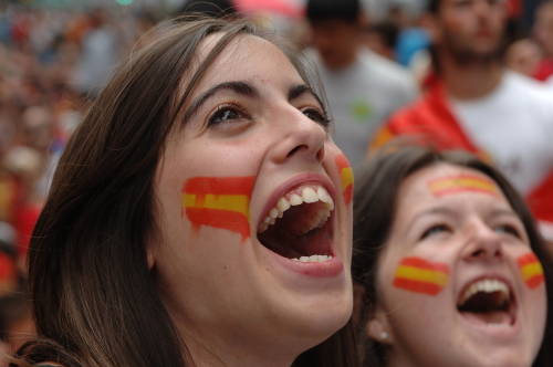 mujeres bandera espana