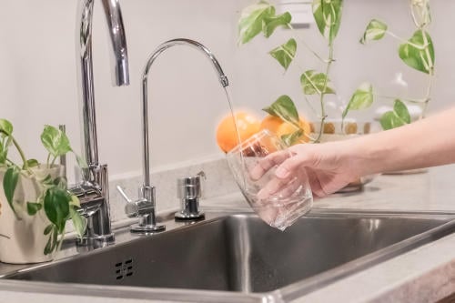 5 ventajas de utilizar un purificador de agua en casa