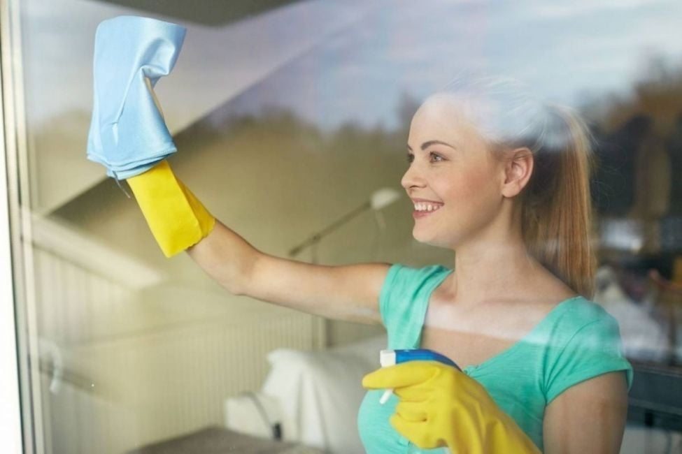 Limpiar la casa sin tomar las medidas de ventilación adecuadas causa daños permanentes en los pulmones