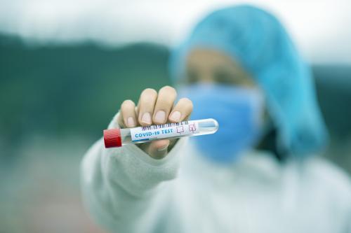 En California, instalaron máquinas expendedoras de tests de Covid-19