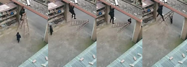 NIÑO ESCALERA2 NIÑO ESCALERA2