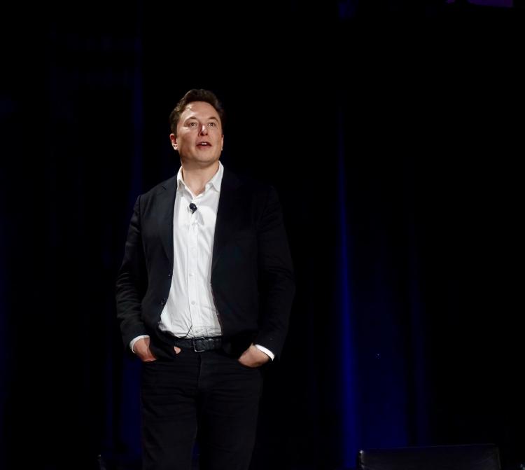 Elon Musk en conferencia
