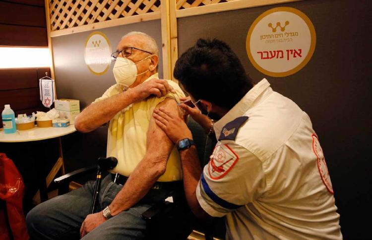 israel vacunacion5