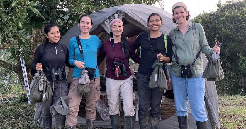 Elizabeth Kerr Elizabeth Kerr