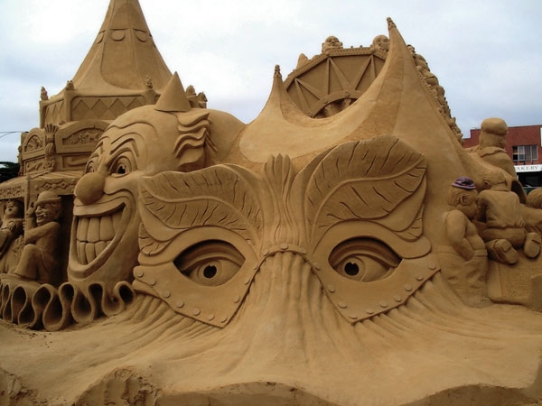 Sand-Sculpture_2