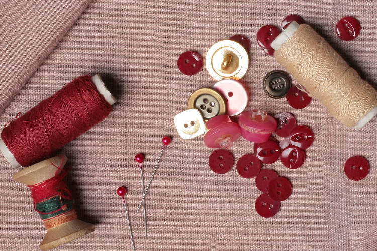 coser hilo botones coser hilo botones