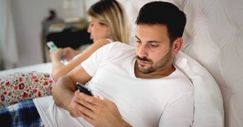 Así es como tu smartphone interfiere en tus relaciones, según la ciencia