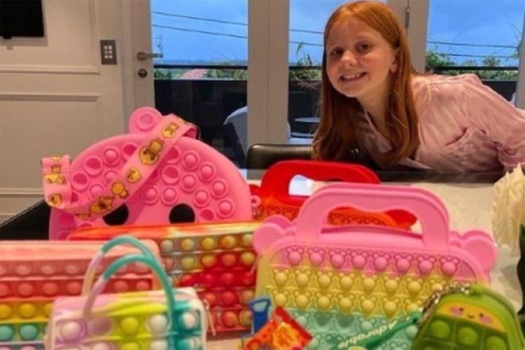 pixie curtis2 pixie curtis2