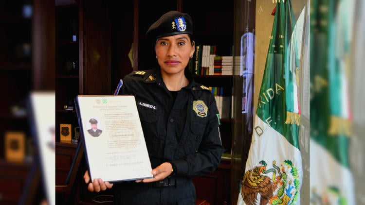 mujer policia2 mujer policia2