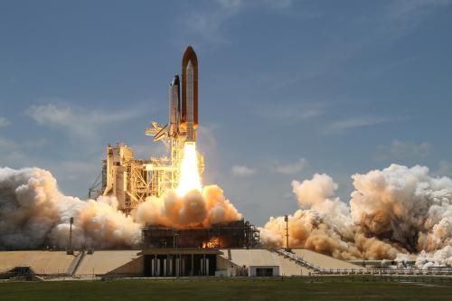 El Pentágono vigila el reingreso a la atmósfera de cohete espacial chino