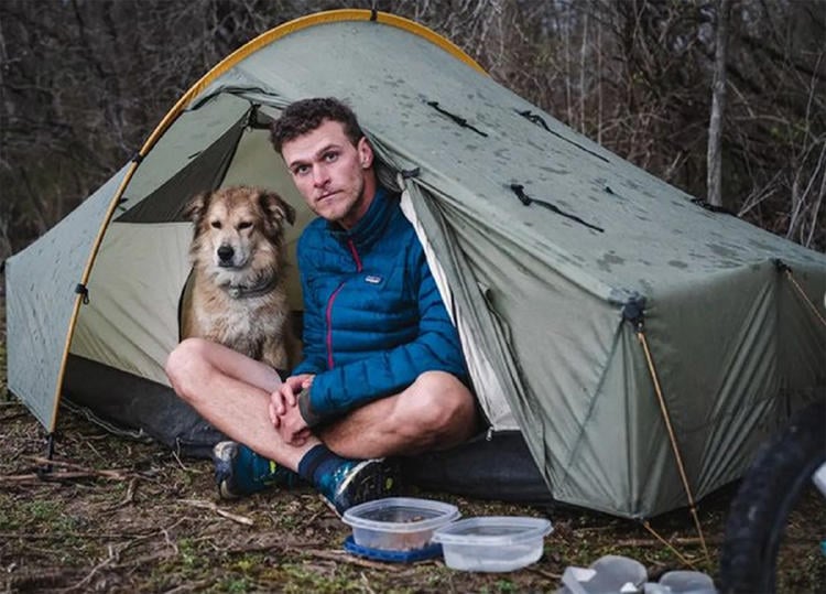 HOMBRE Y PERRO3 Instagram @TheWorldWalk HOMBRE Y PERRO3 Instagram @TheWorldWalk