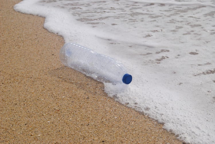 plasticos mares AdobeStock_278110844 plasticos mares AdobeStock_278110844