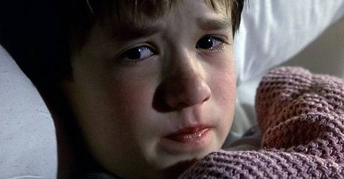 Cosas escalofriantes que los niños le han dicho a sus padres Cosas escalofriantes que los niños le han dicho a sus padres