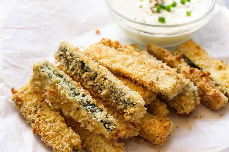 bastones de zucchini Bastones de zucchini rebozados