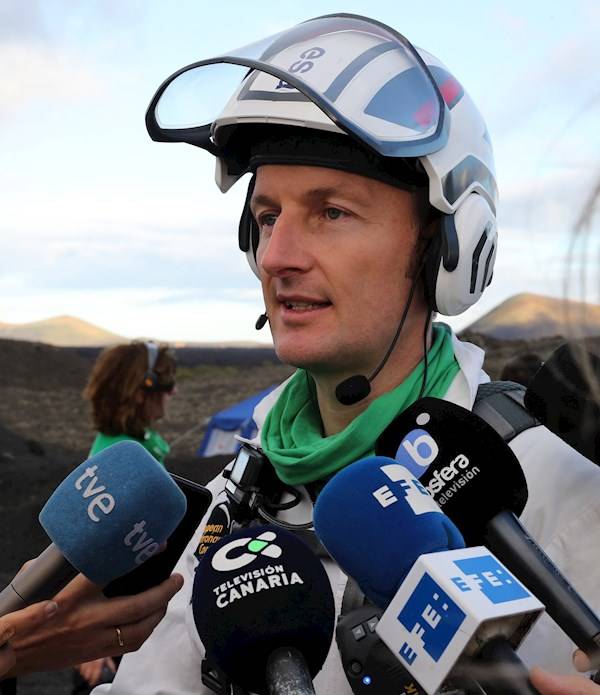 fdb9a8bf6d8bdf5683cb8aa3612fe67e97ed76b8 fdb9a8bf6d8bdf5683cb8aa3612fe67e97ed76b8