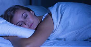 Por qué las mujeres no deberían dormir boca abajo