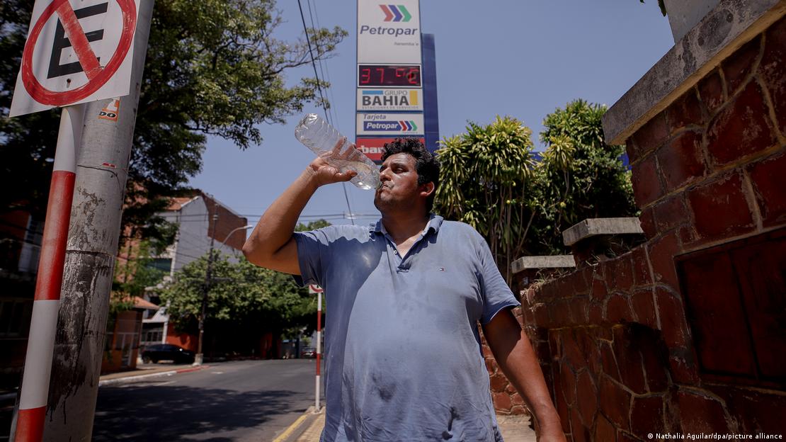 68202504_906 68202504_906