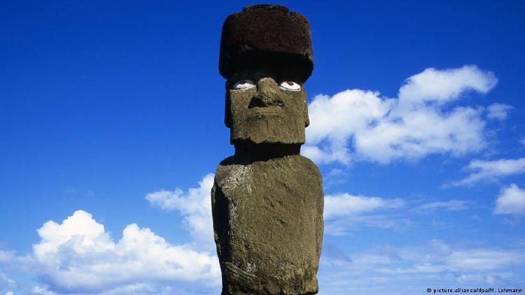 Isla de Pascua estatuas