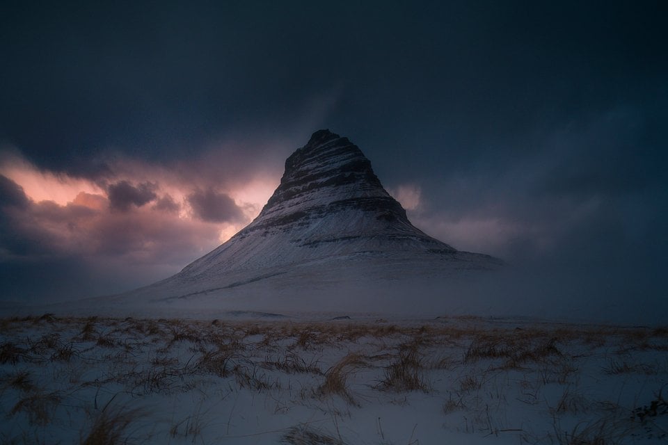 Agora 7 kirkufell @øystein Noruega