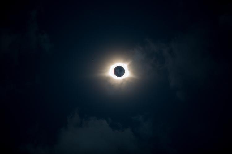 astronomía eclipse solar total