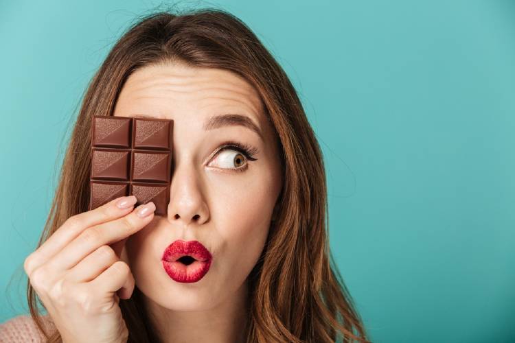 comer chocolate Chocolate: uno de los alimentos que mejoran tu humor